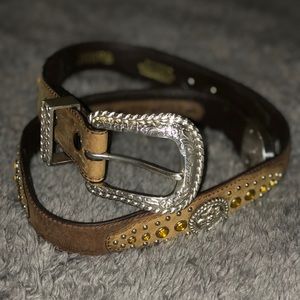 Ariat belt